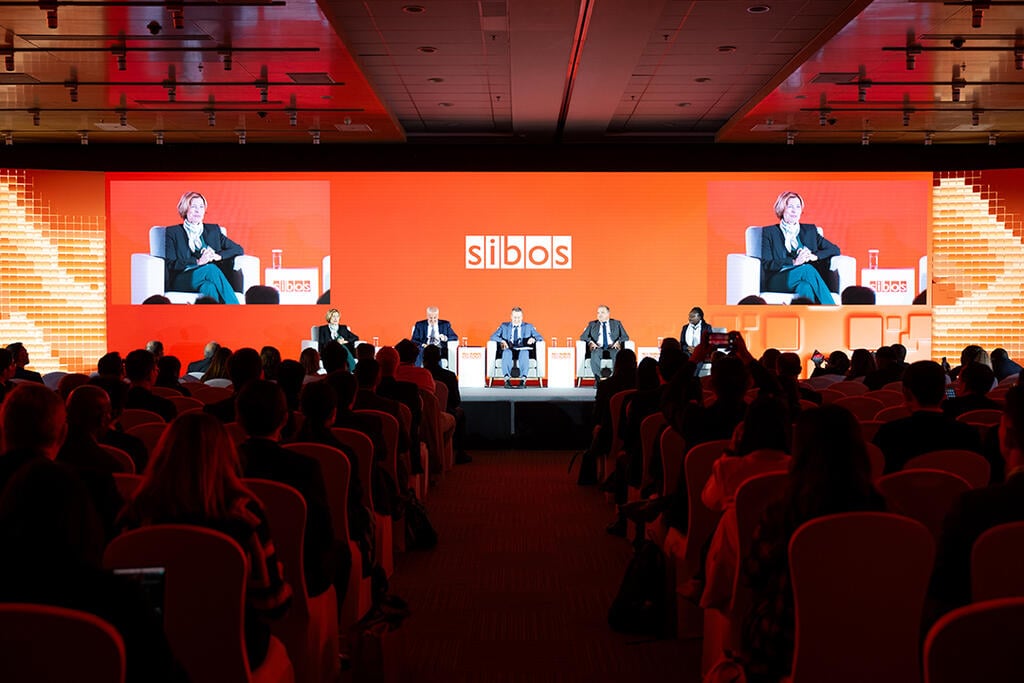 https://www.sibos.com/sites/default/files/styles/large/public/2025-02/sibos-sessions.jpg?itok=GJ0-I3_I
